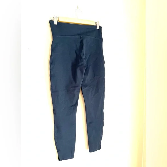 Spanx Navy Wide Waistband Fitted Compression size M - Picture 4 of 15